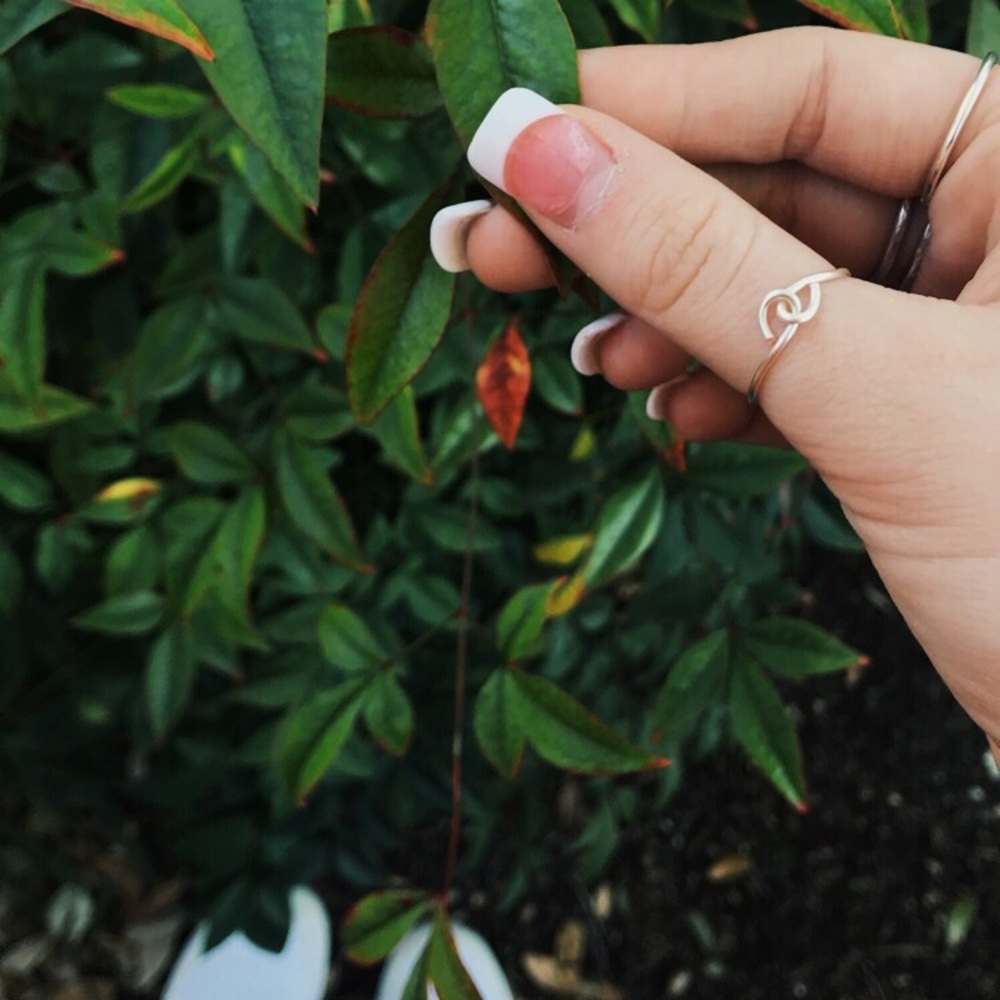 “Hooked” ring